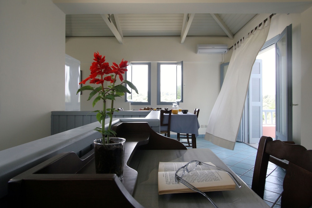 Mira Resort
