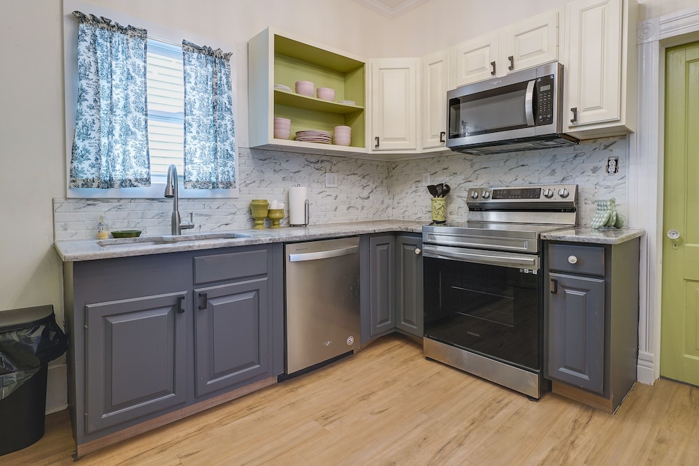 Wilmington Vacation Rental, Walk to Downtown! view 4