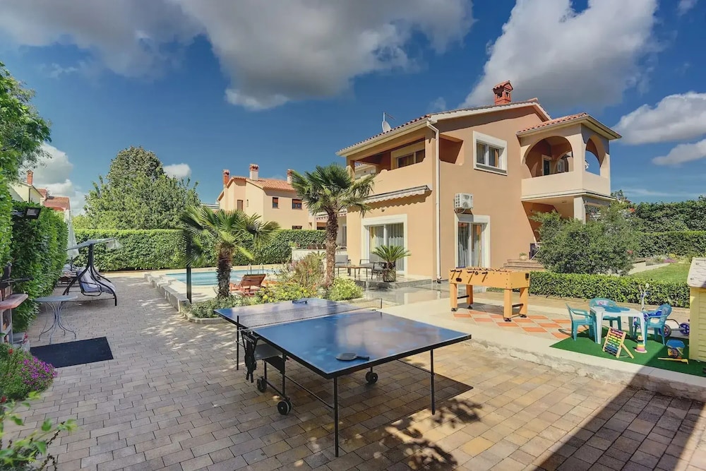 Villa Marina Istria Nearby Pula - Crovillas