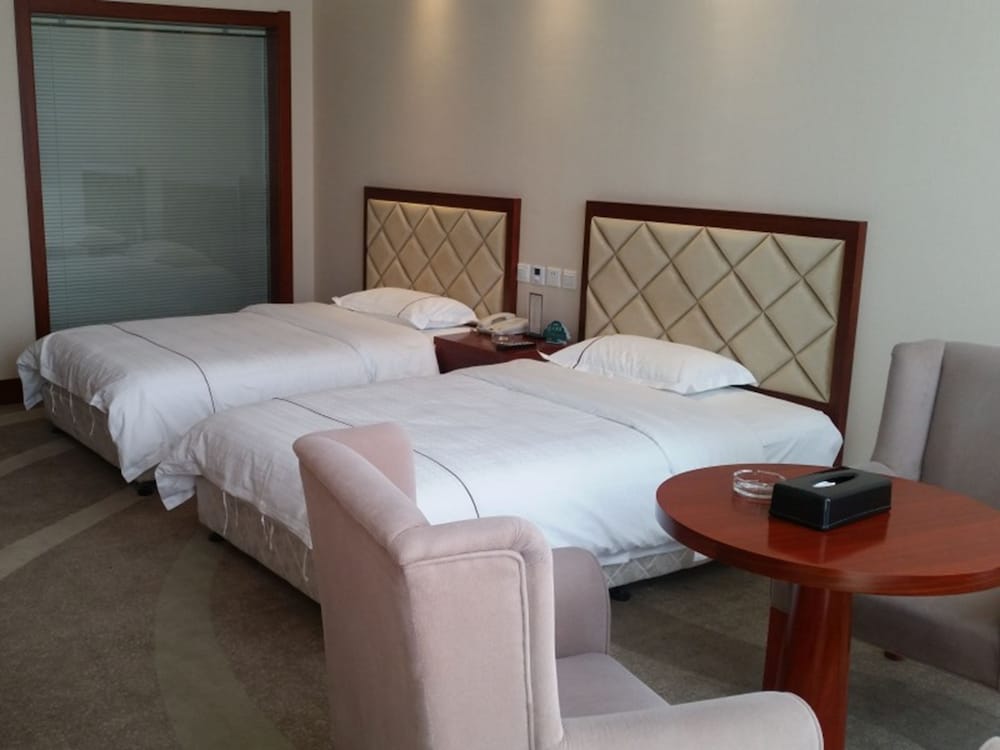 Greentree Inn Bus Station Business Hotel