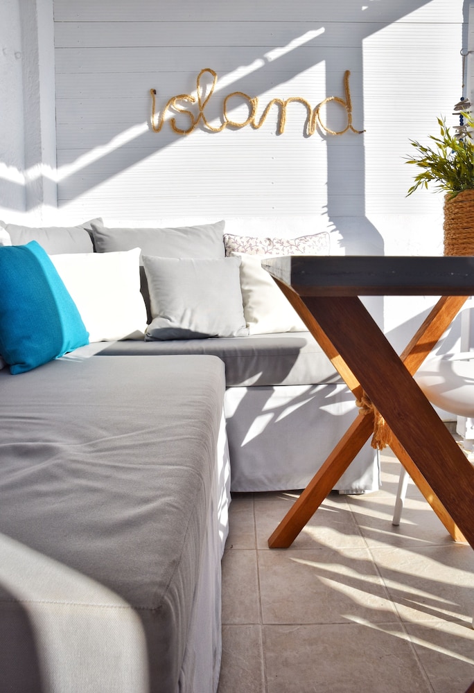 Angelos Design Suites