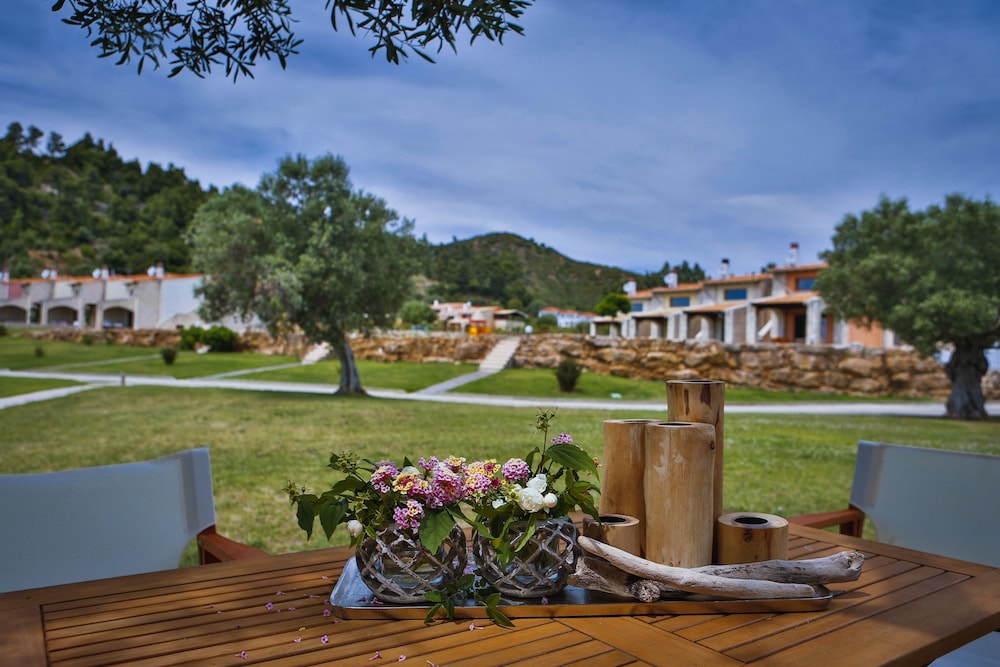 Stigmes Villas & Suites