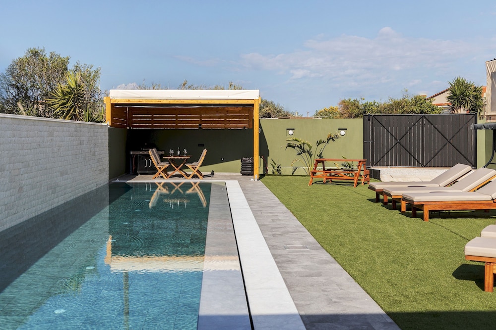 Potame Suite by Estia Pool View