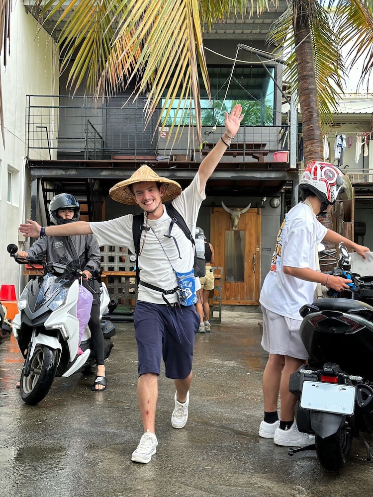 返璞歸真KO hostel 墾丁背包客棧