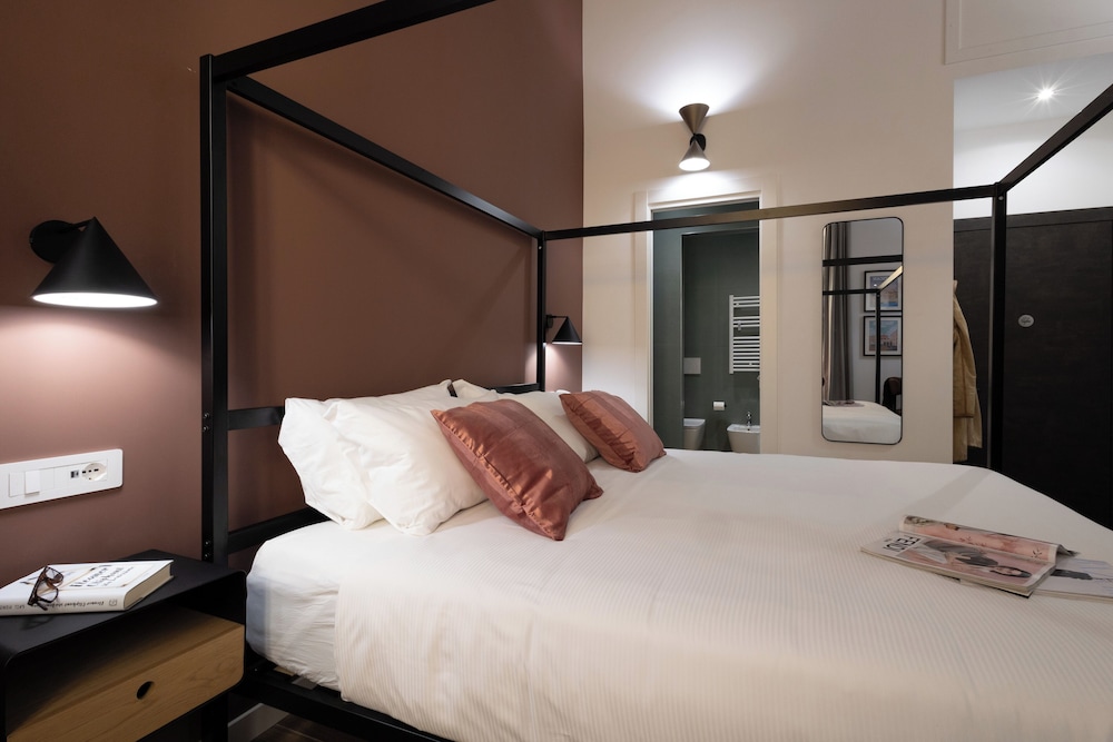 Style & Stone Guest House