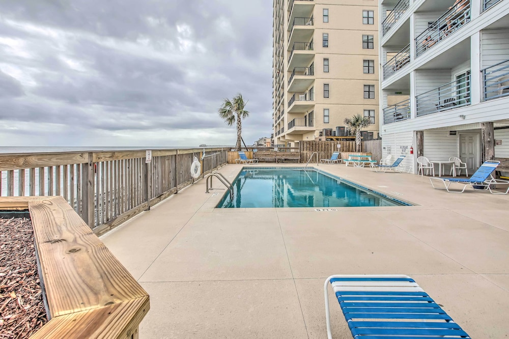Pool & Beach Access: Scenic Murrells Inlet Condo!