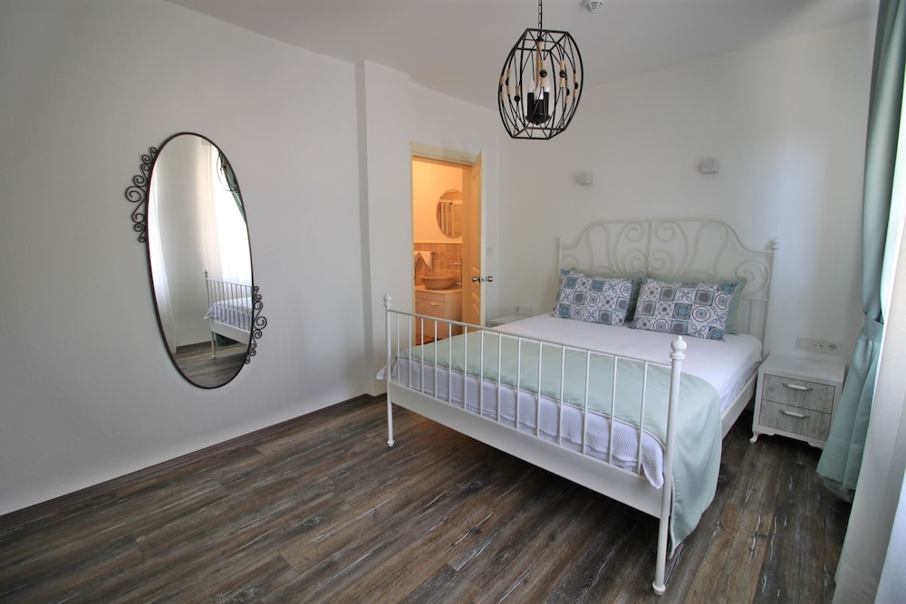 Faro Alacati - Image 43