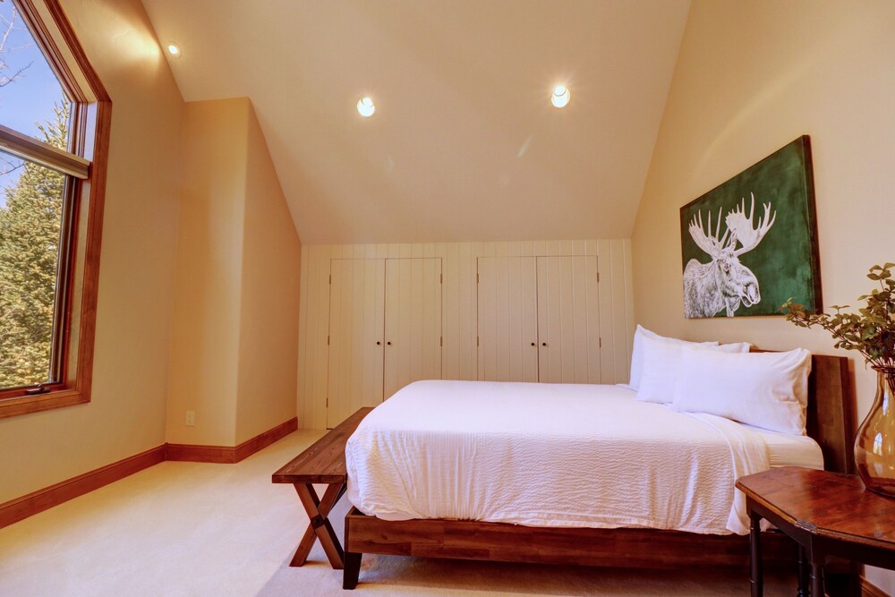Peakside Escape 178 3 Bedroom Home
