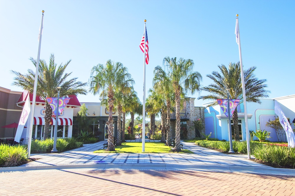 Festival Resort - Image 1