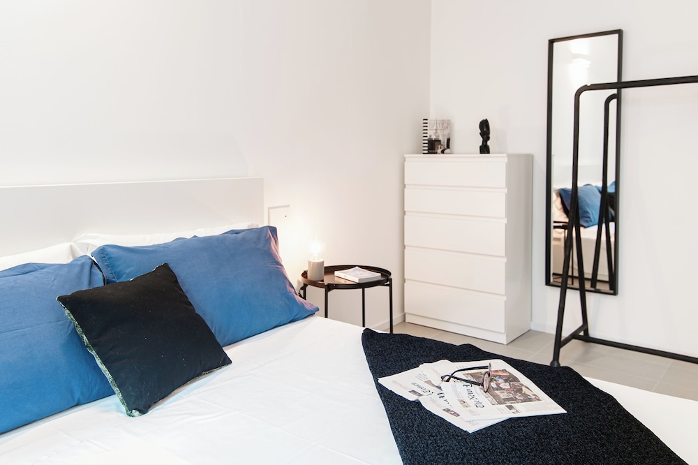 Suite JOIVY Lake 11