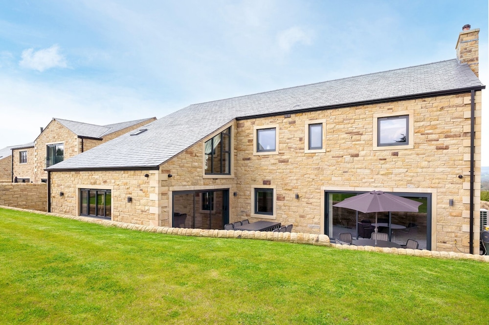 Archstone House