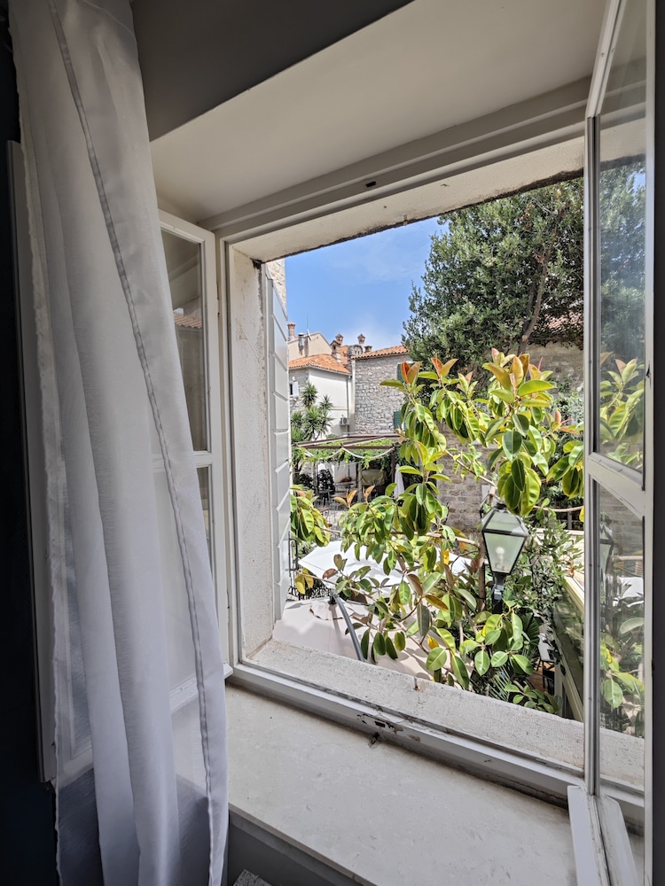 Beatrix Suites Budva Old Town view 4