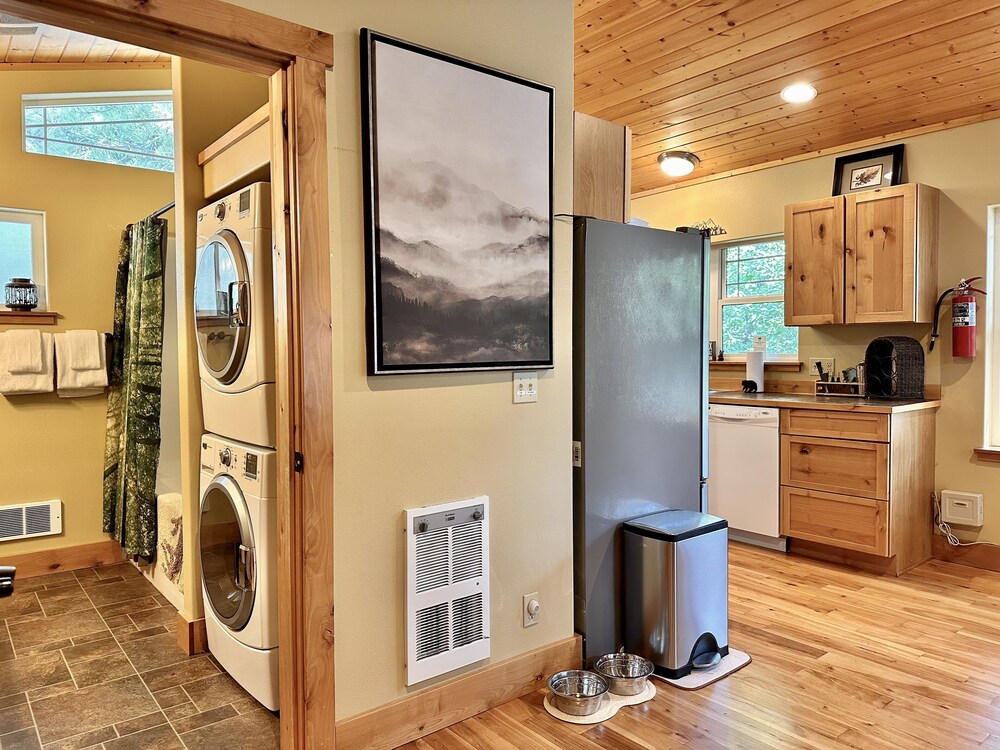 River Song Cabin 3 Bedroom Home