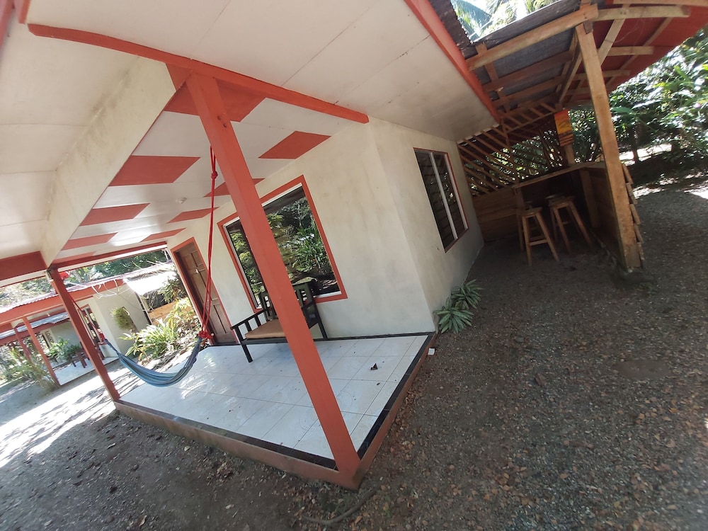 Costa Azul Lodge