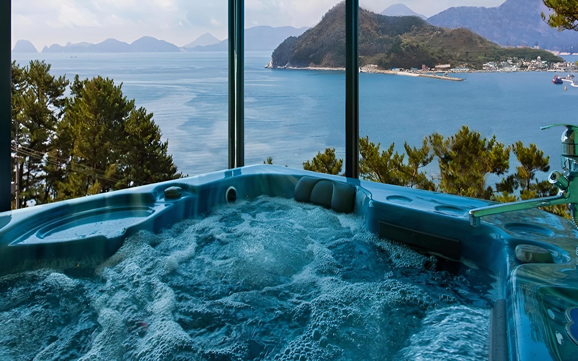 Geojedo Yujahyanggi Pension view 4
