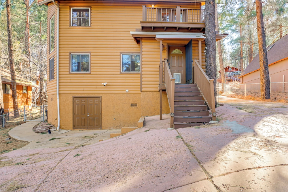 Mountain Retreat in Flagstaffs Kachina Village!
