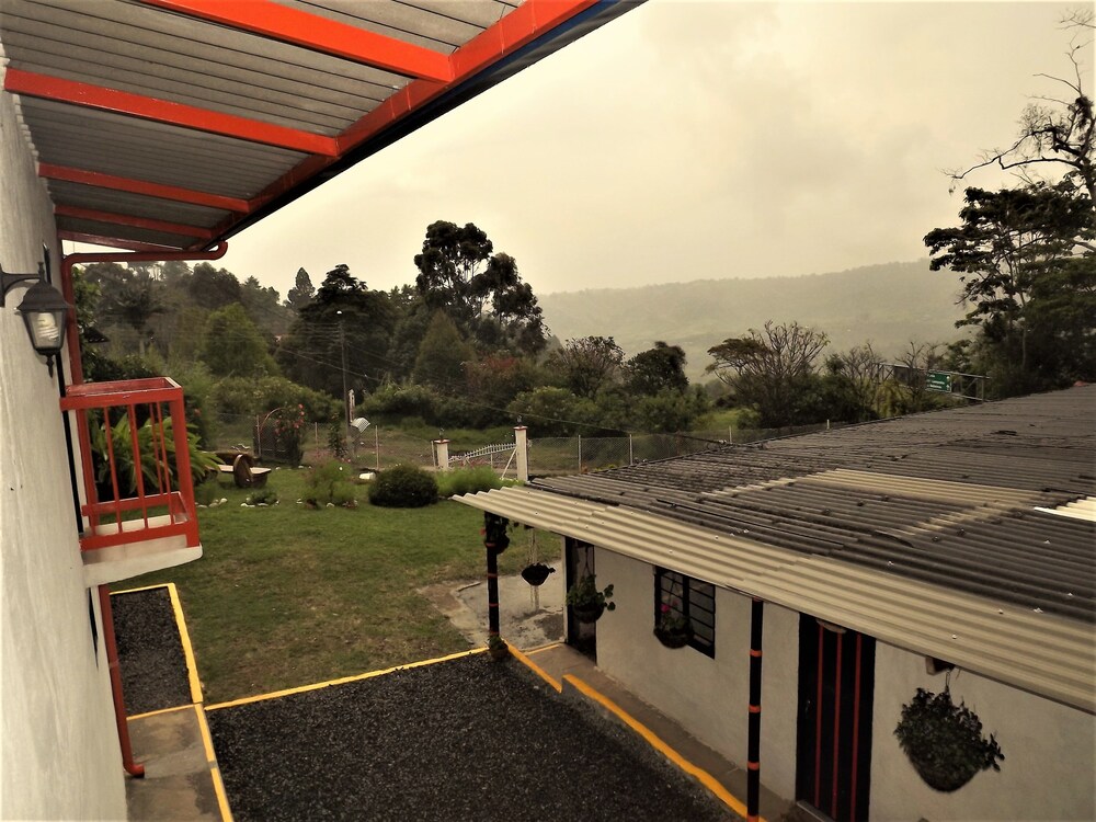 Hostal El Zorzal