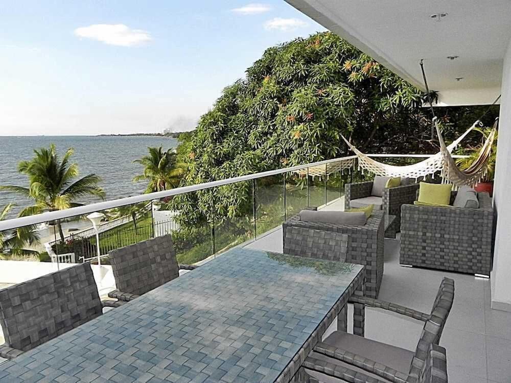 Casa de Playa Santa Marta 02