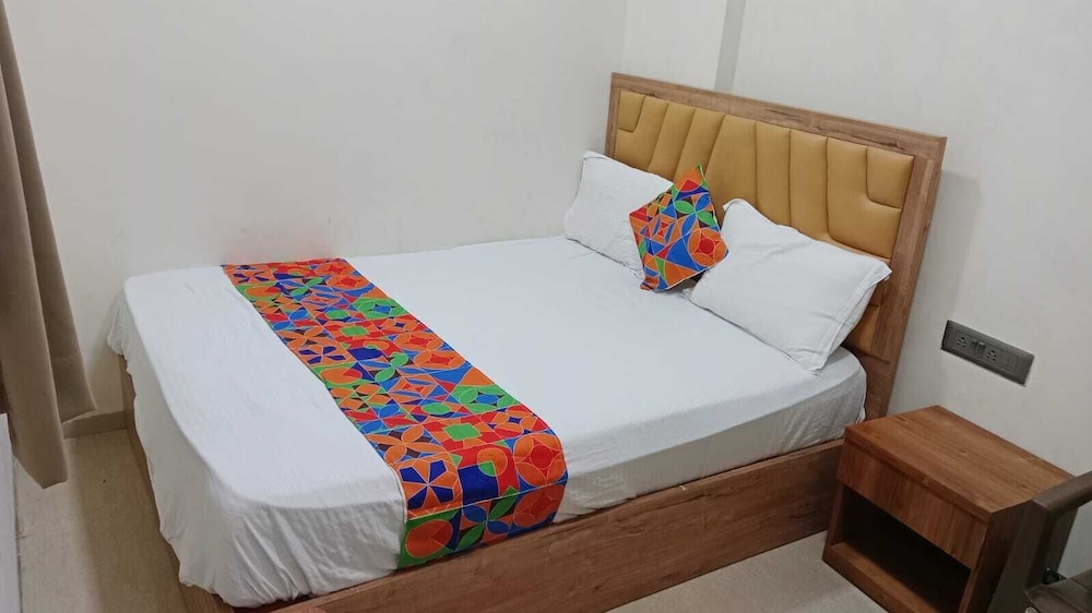Hotel Akshay