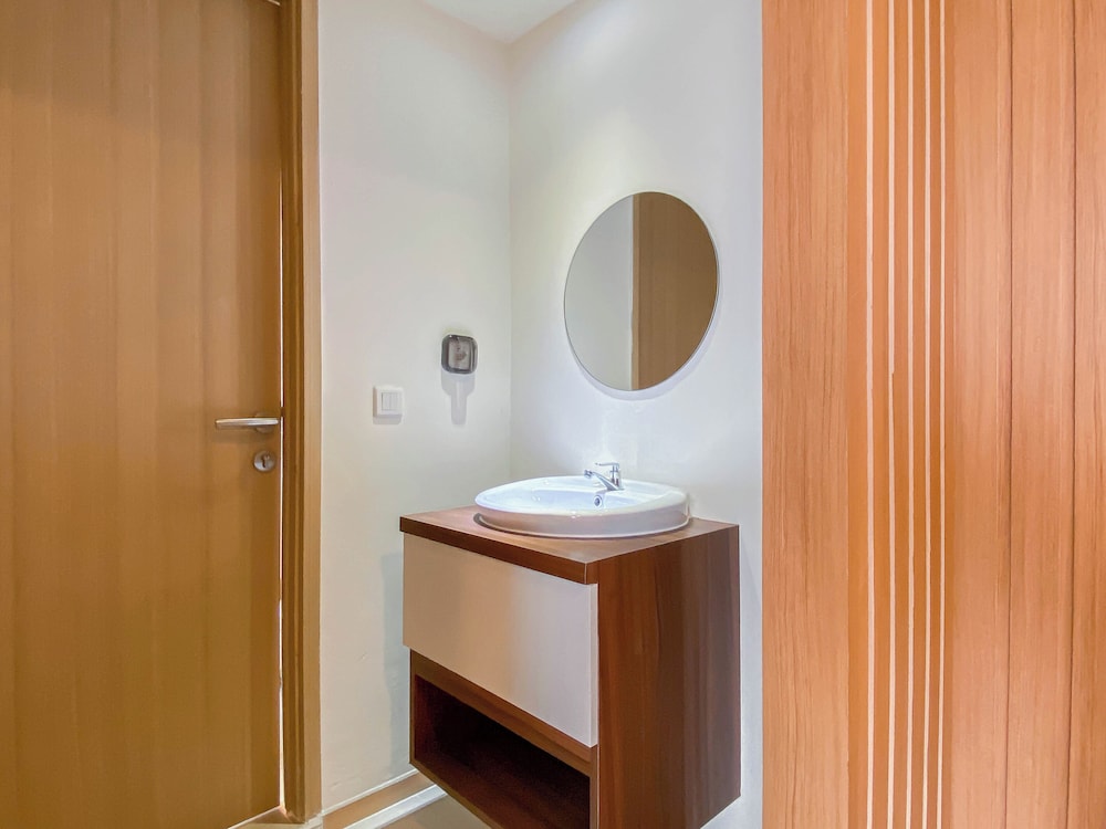 Comfortable And Minimalist 2Br At Meikarta Apartment