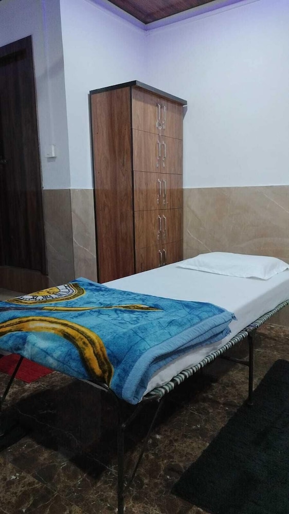 Kishan Home Stay