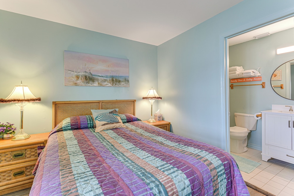 Family-friendly Fort Walton Beach Condo w/ Views