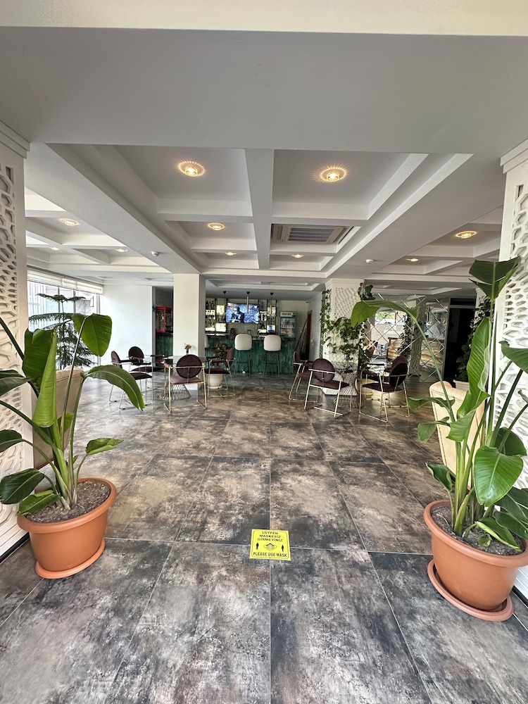 Mogons Exclusive Hotel - Image 93