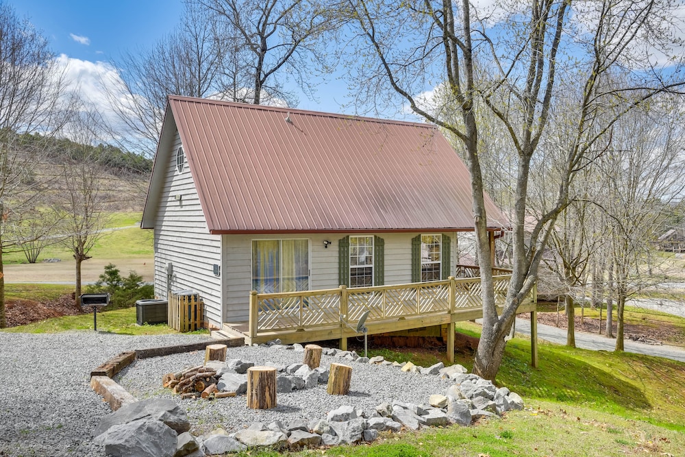 Peaceful Guntersville Cabin: Fire Pit, Near Lake! - Property Image 17