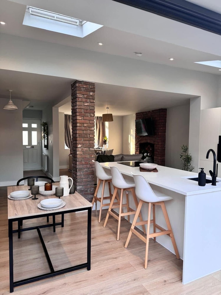 Stylish Modern Home Near Mcr Centre Co-op Etihad