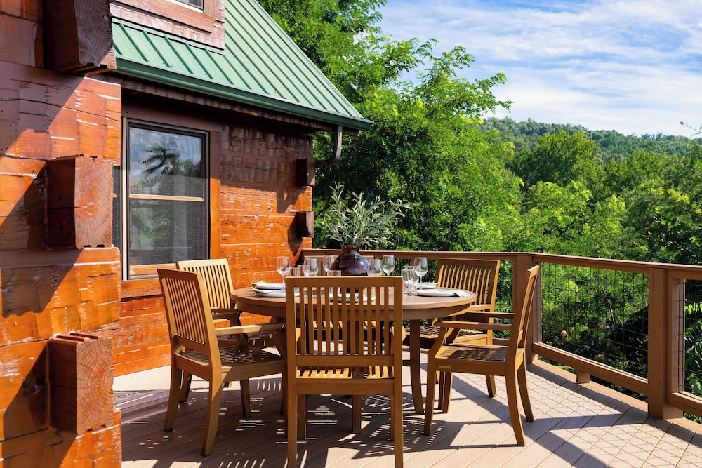 Sleeps 26, 2 Homes Theater Room, Game Room, Hot Tub, Smoky Mountain Views
