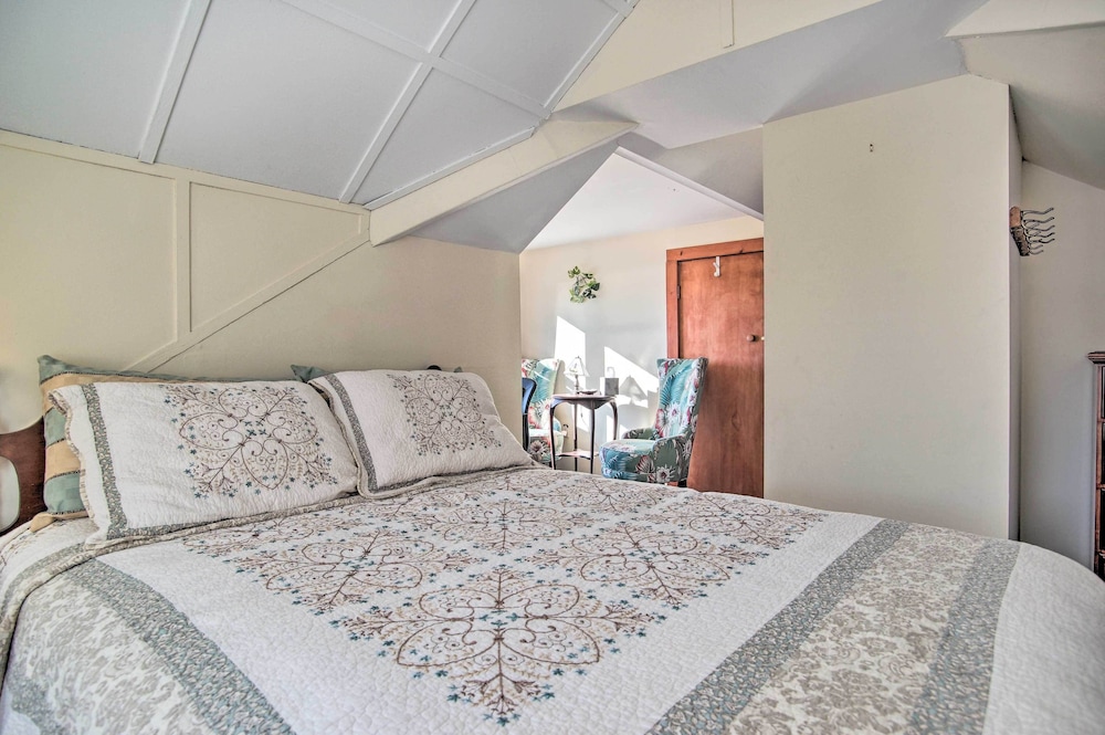 Pet-friendly Hyannis Home w/ Deck & Stream Views! view 2