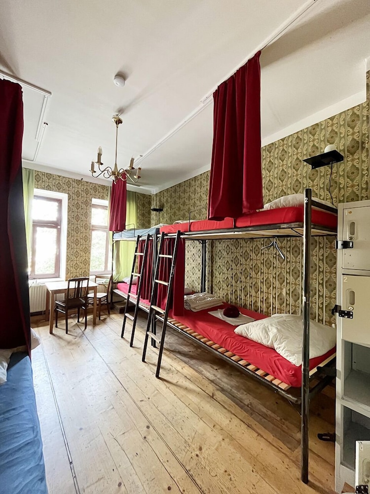 Homeplanet Hostel