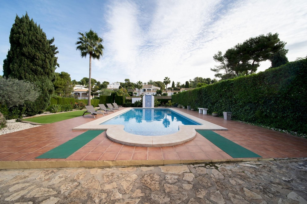 Villa Sol in Javea With 3 Bedrooms and 4 5 Bathrooms