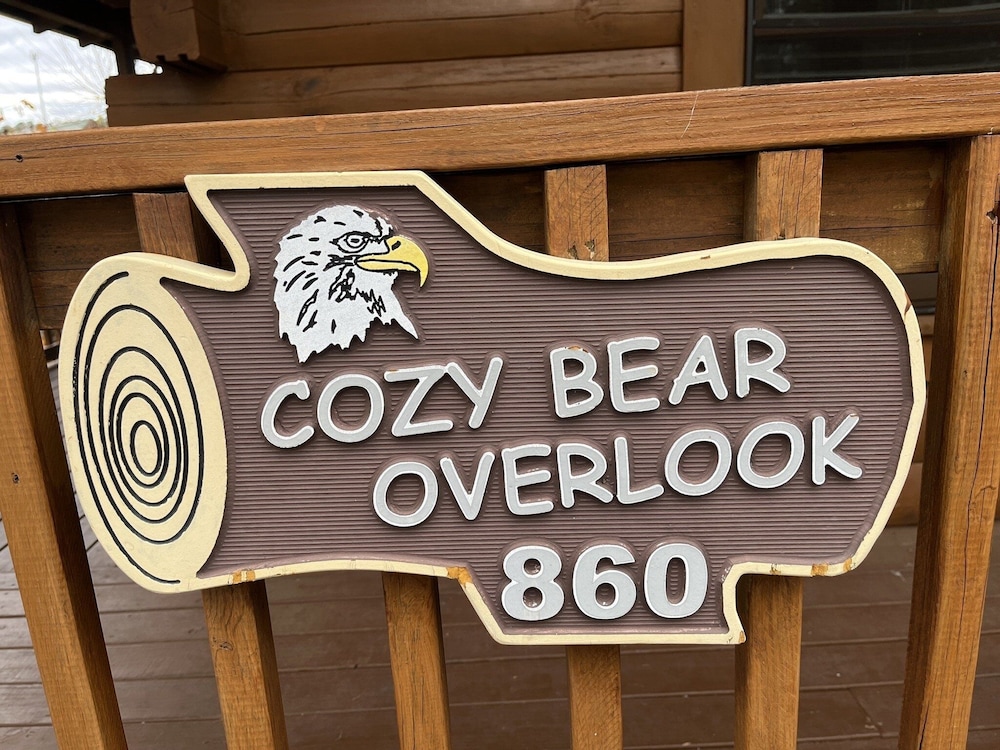 Ern860 - Cozy Bear Overlook 4 Bedroom Cabin