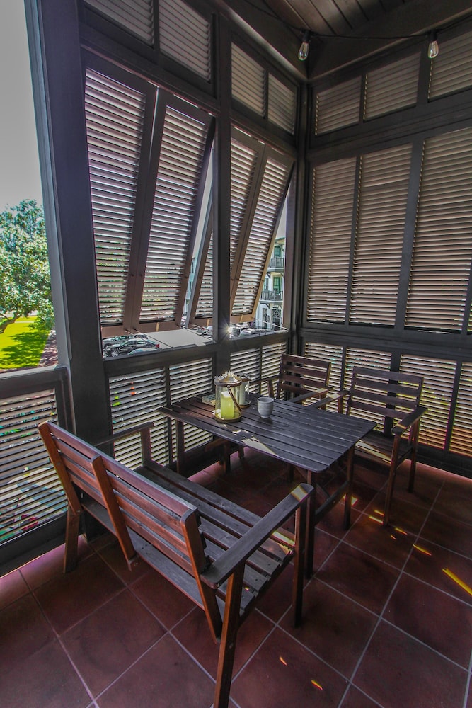 Rosemary Beach Rentals by Counts-Oakes