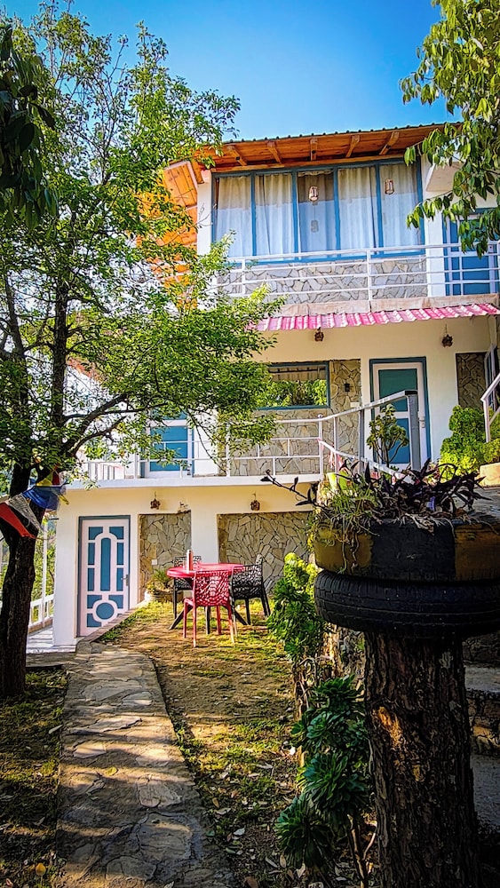 Neelkanth retreat