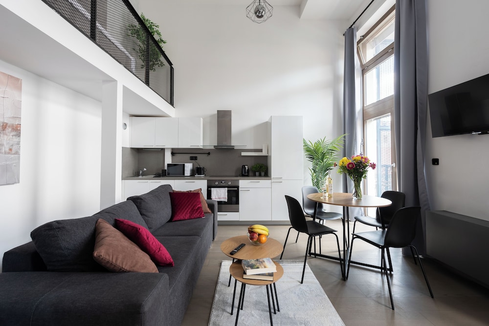 Cozy apartment on Křižíkova