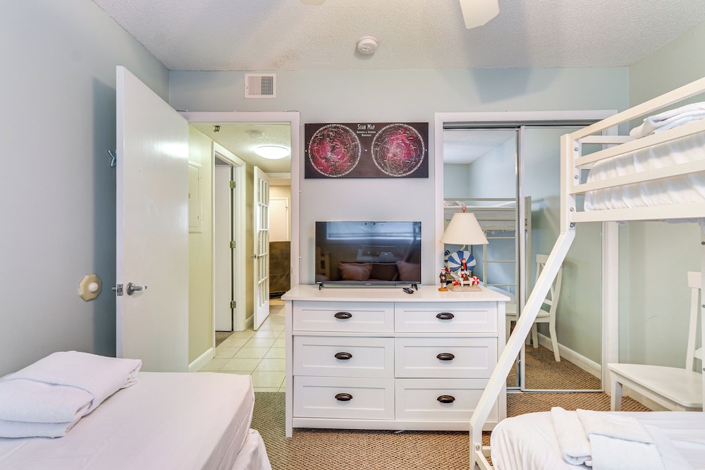 Private Beach Access: Hilton Head Island Condo!