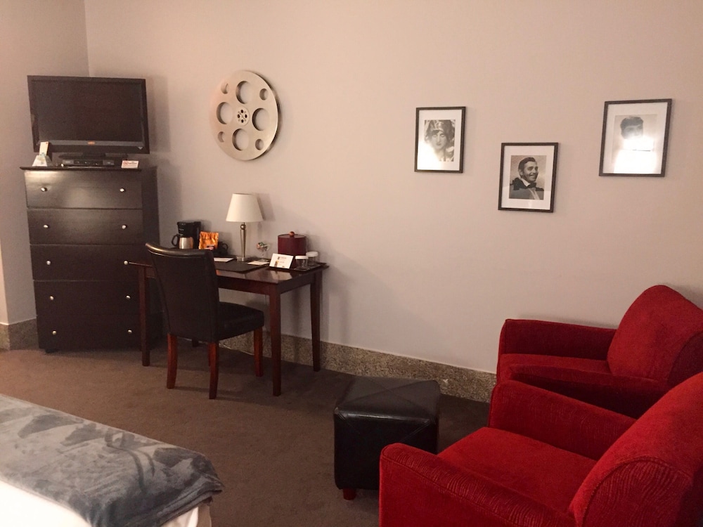Brattleboro Vacations - Latchis Hotel - Property Image 6