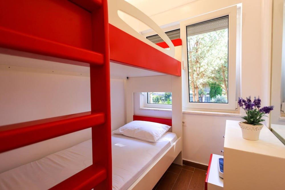 Lura Apartment 001 in Durr s