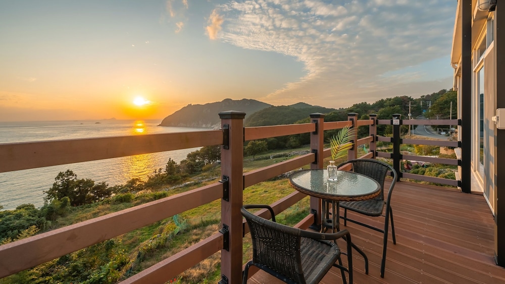 Geoje Inbito Pension