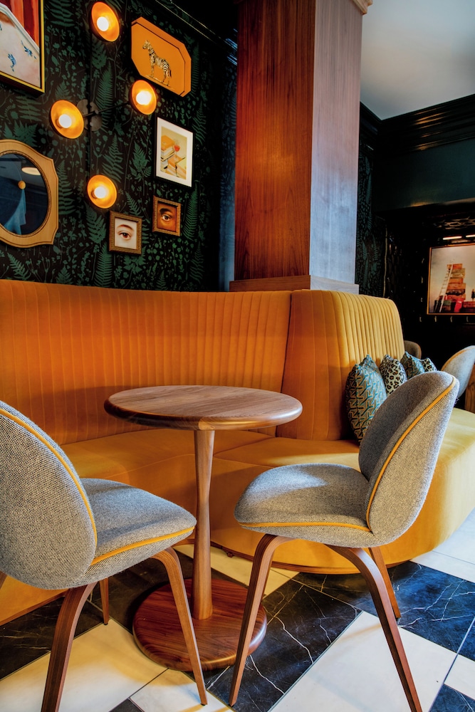 The Bell Athens by Kasa Living