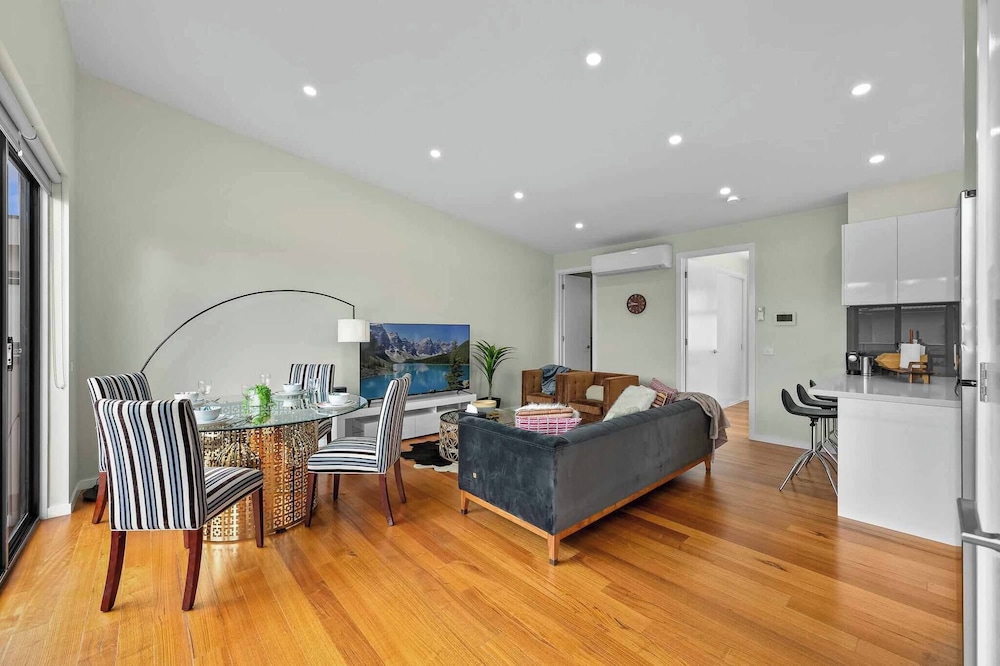 Luxurious Townhouse7 km to CBD