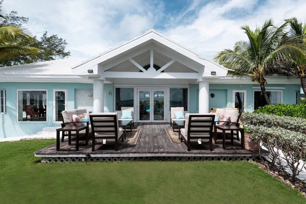 Middle Cay Estate 7 Bedroom Estate