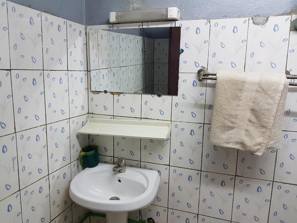 Ouagadougou Vacations - Elite Hotel - Property Image 9