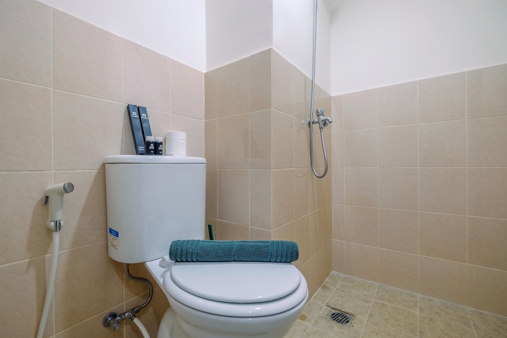 Comfortable 2BR Apartment at Podomoro Golf View