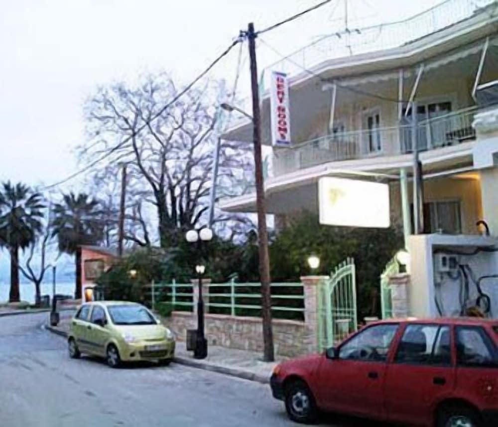 Photo 26