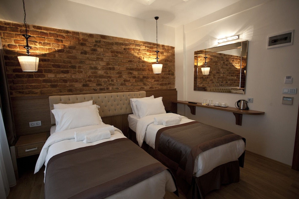 Pera Line Otel - Image 34