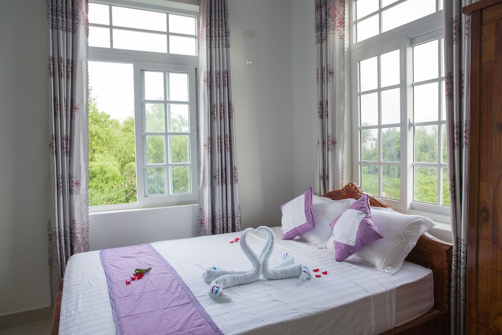 Beautiful Moon Hoi An Villa