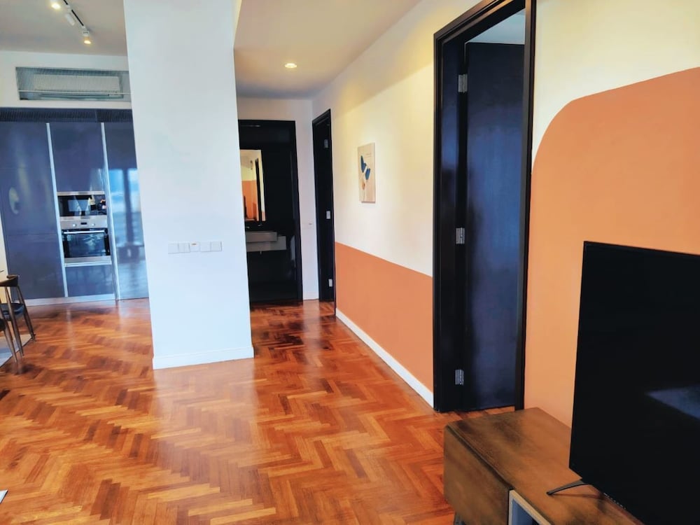 The Mews KLCC By Service Apartment